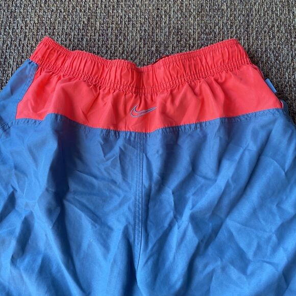 Great vintage Nike swim suit board shorts - Picture 4 of 4